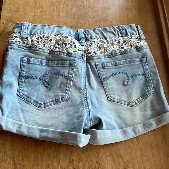 girls jean shorts - Picture 2 of 3